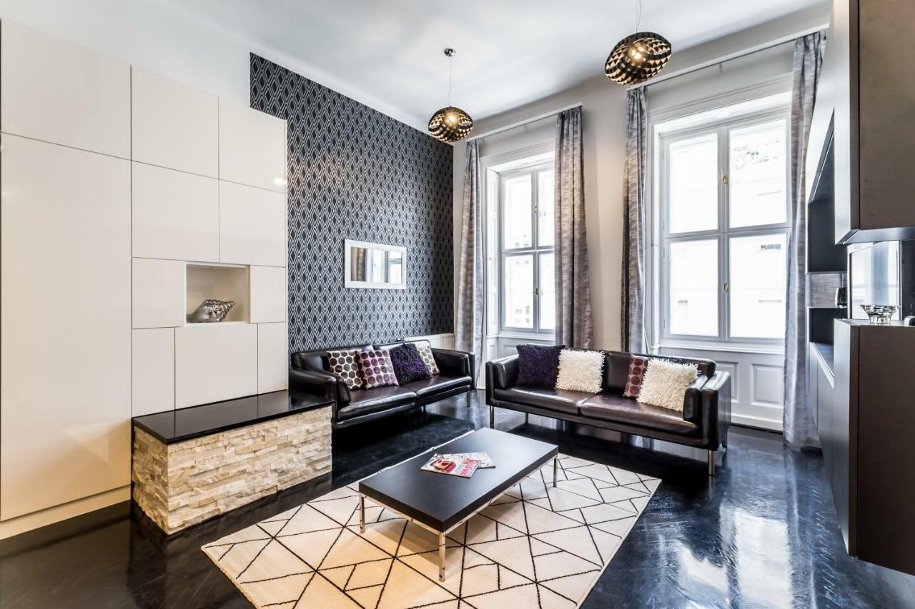 Bpr B&W Elegant Home Budapest Luaran gambar