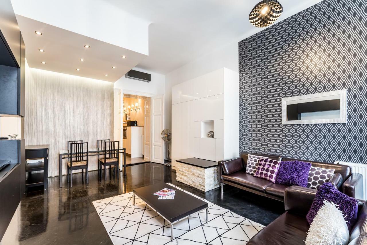 Bpr B&W Elegant Home Budapest Luaran gambar