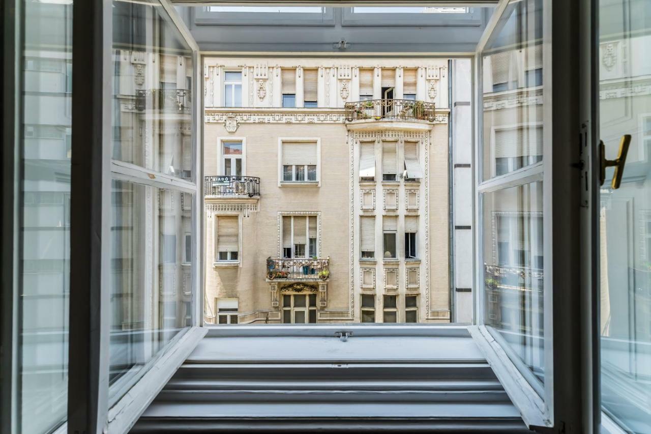 Bpr B&W Elegant Home Budapest Luaran gambar