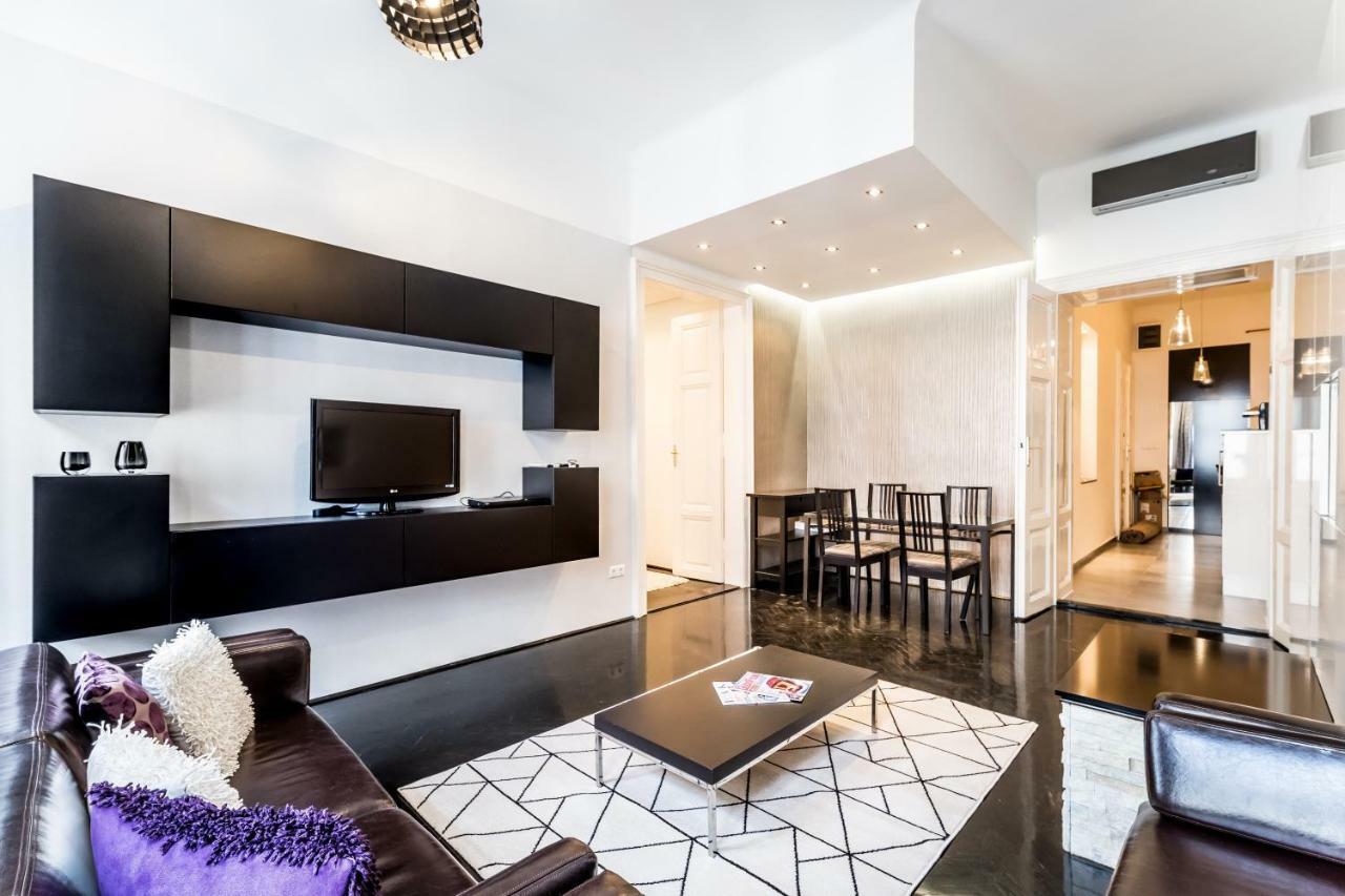 Bpr B&W Elegant Home Budapest Luaran gambar